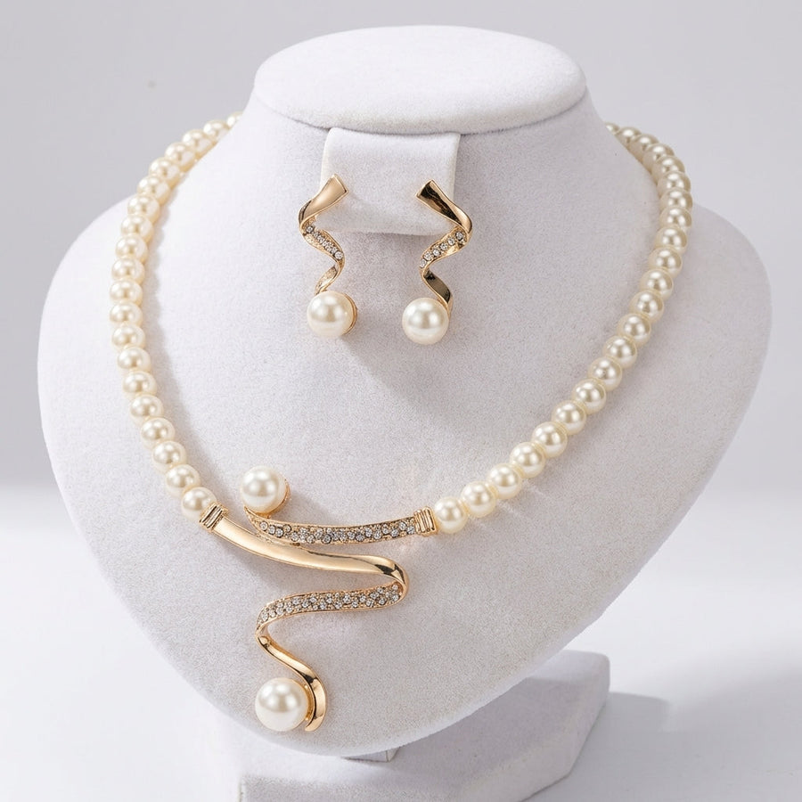 Parelketting met oorbellen, sieradenset met parelkralen en goudkleurige hanger met glinsterende steentjes | Covesville